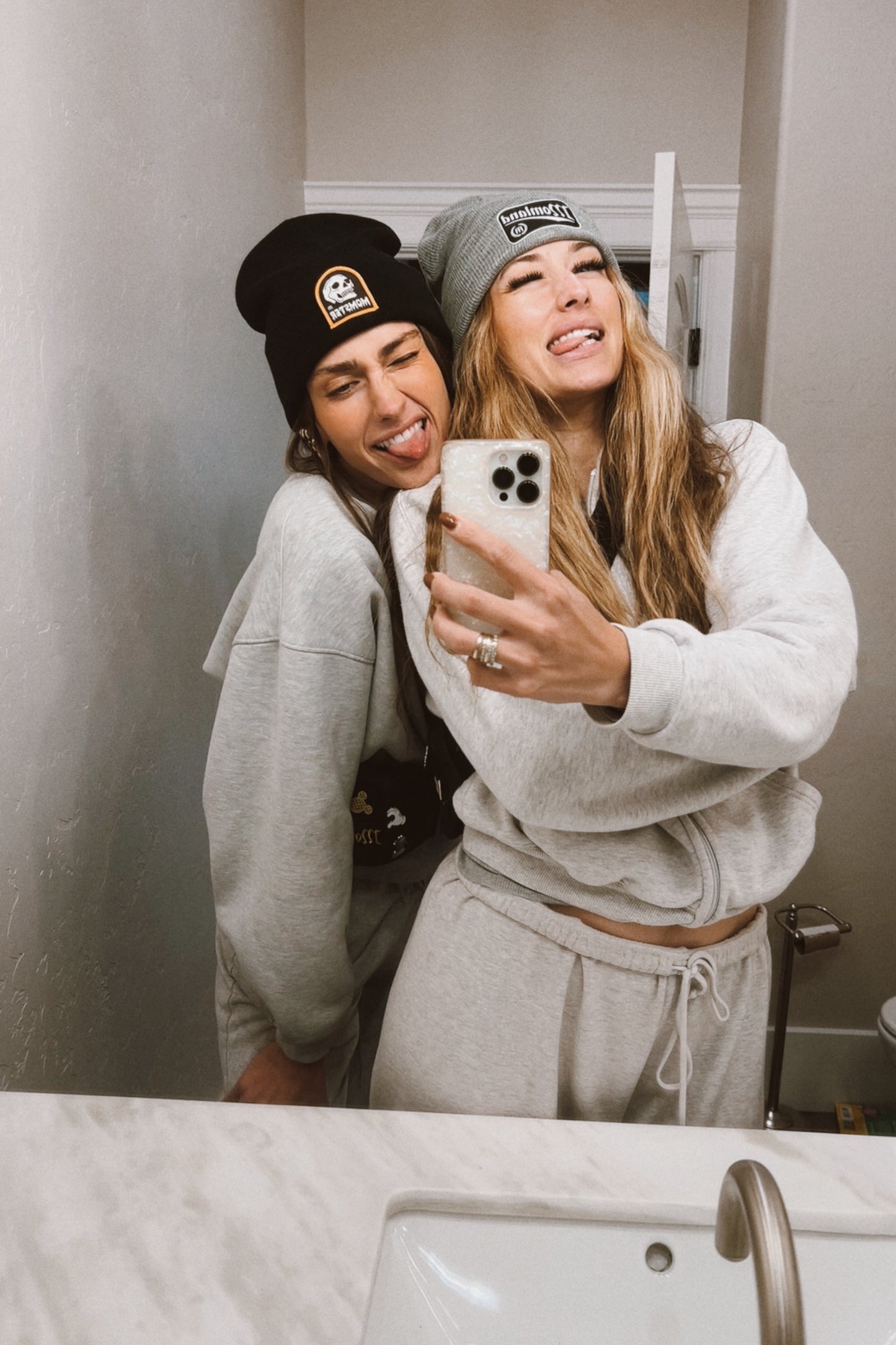 Momland™️ Beanie on Heather Grey