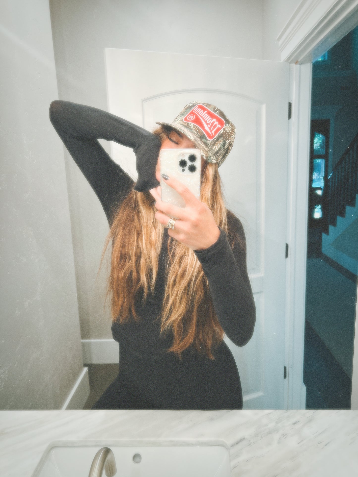 MomLand™️ patch hat in camo