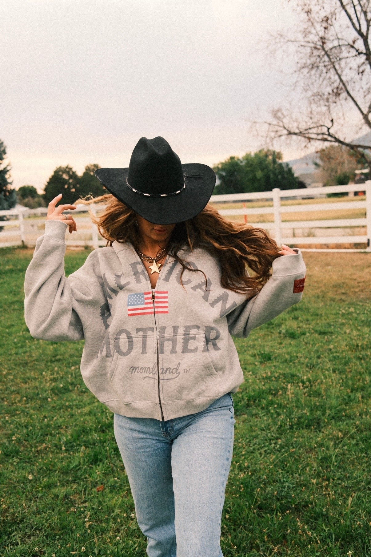American Mother Sweatshirt zip up Grey