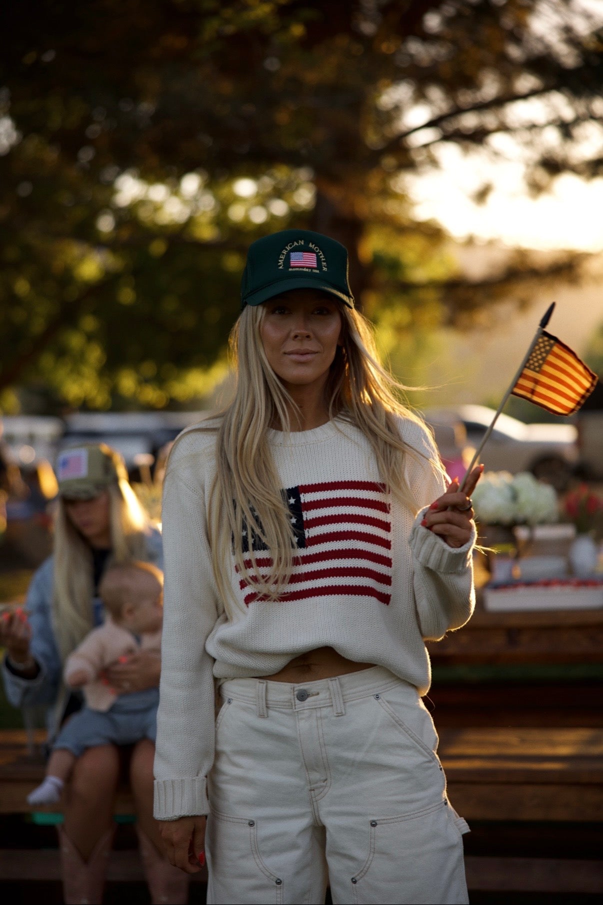 *AMERICAN MOTHER on Dark Green