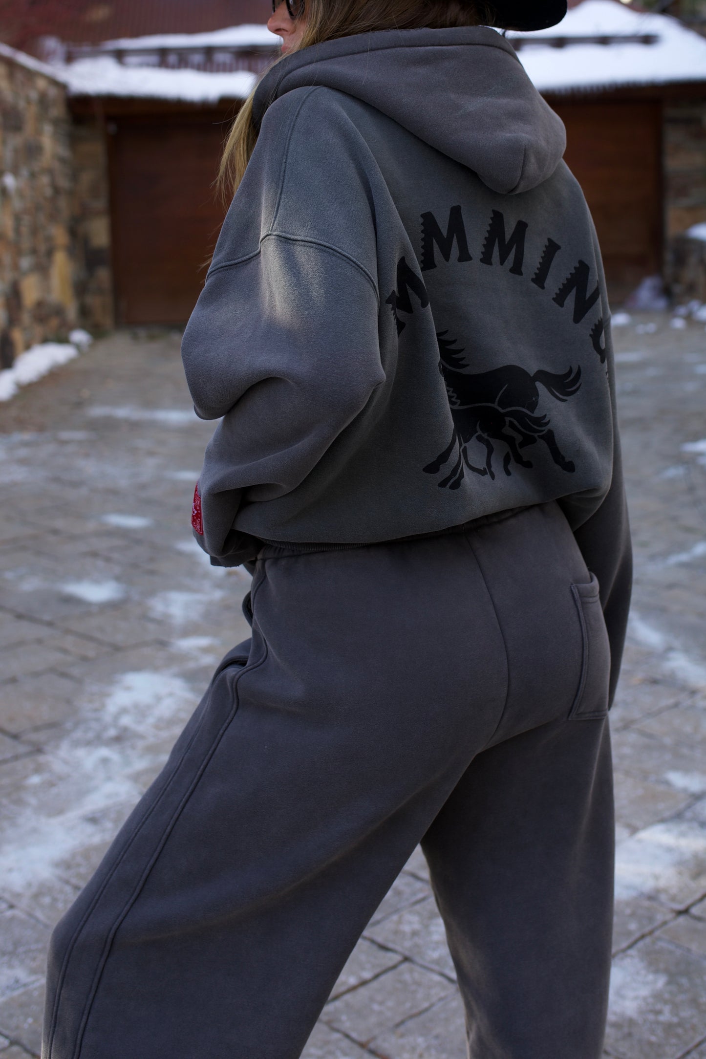 *MOMMING sweatpants in grey