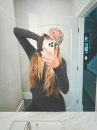 MomLand™️ patch hat in camo