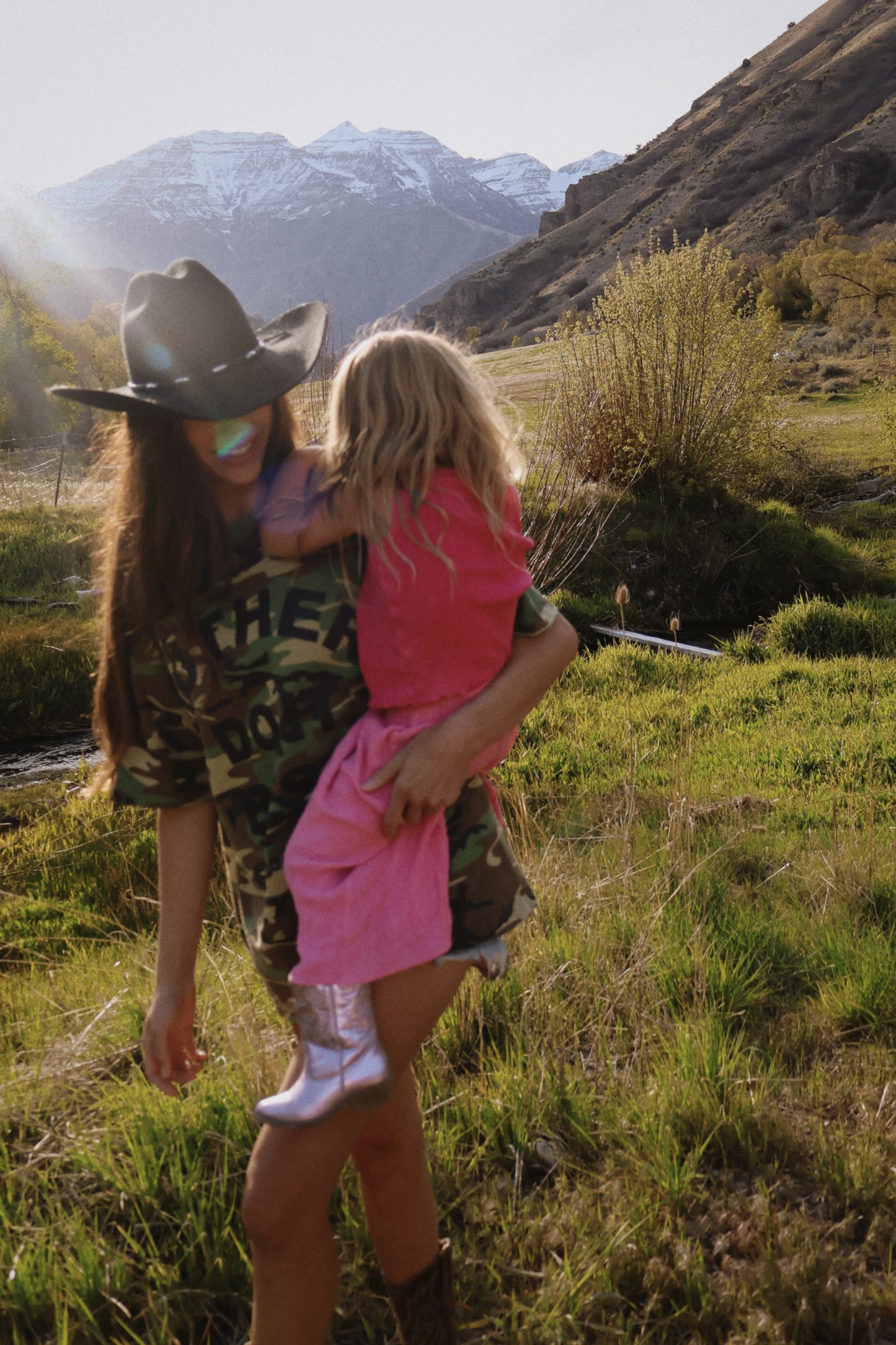 MOTHERS DO IT BEST green camo