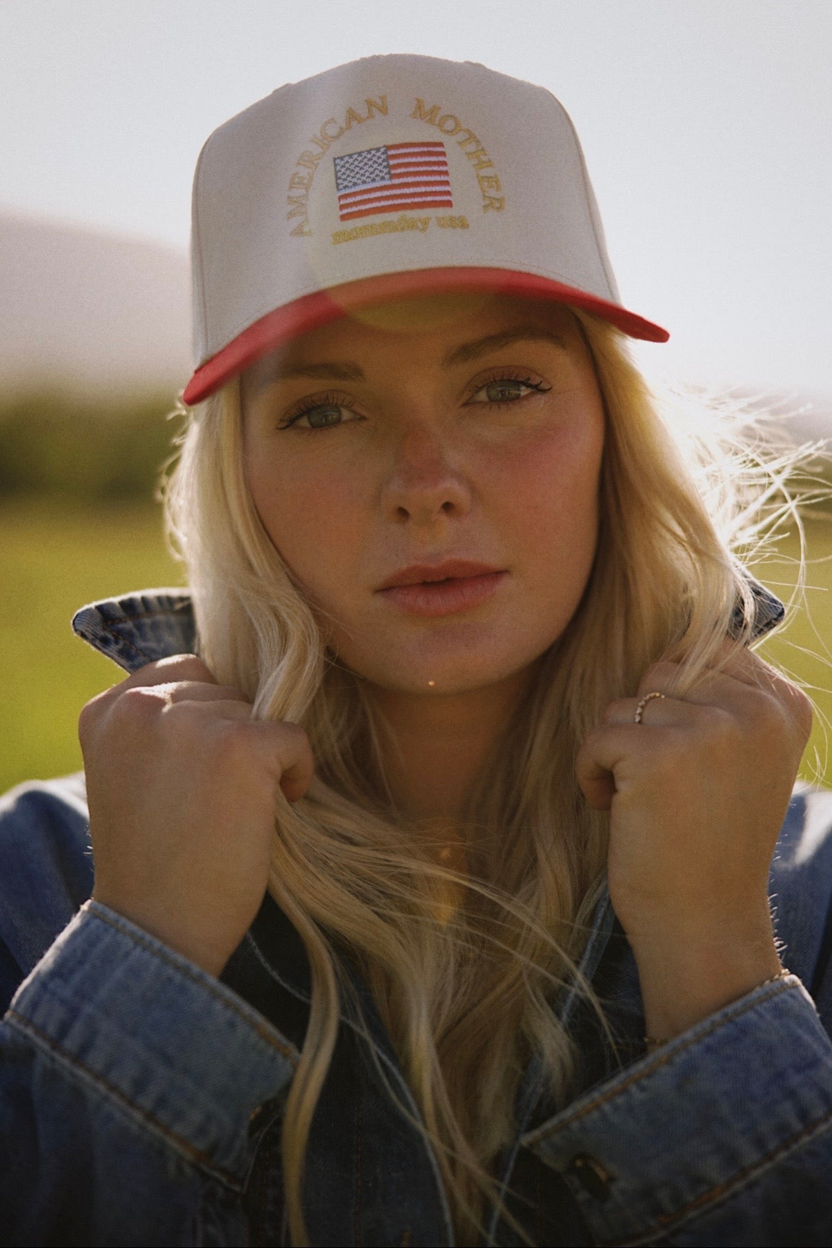 American Mother trucker hat on canvas Red and Neutral