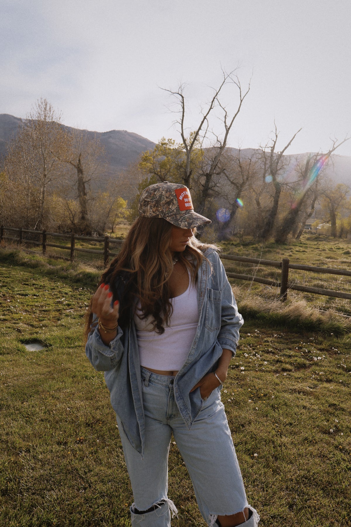 *MOTHERS DO IT BEST on camo canvas trucker hat