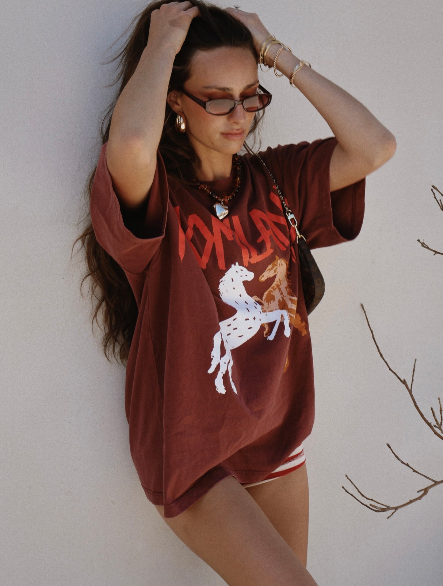 MOMLAND horse tee shirt