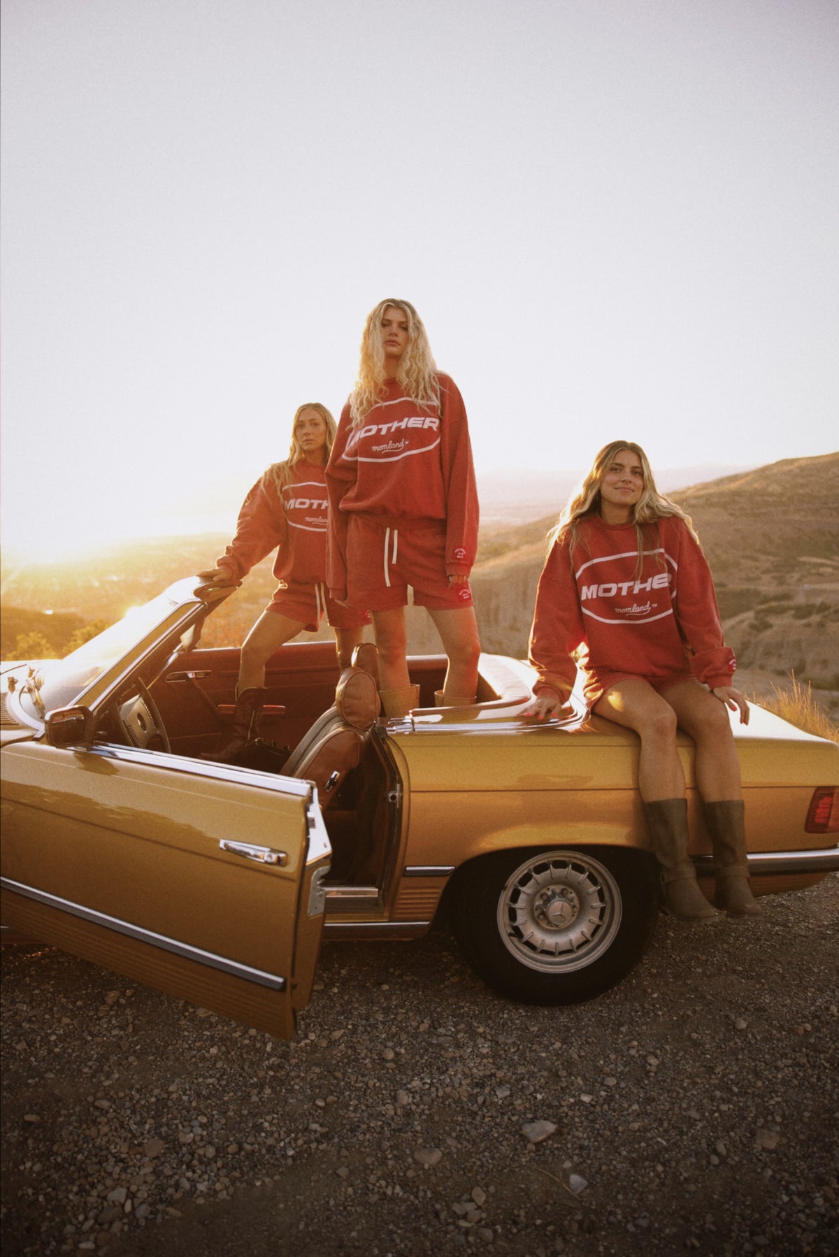 MOTHER circle Red sweatshirt