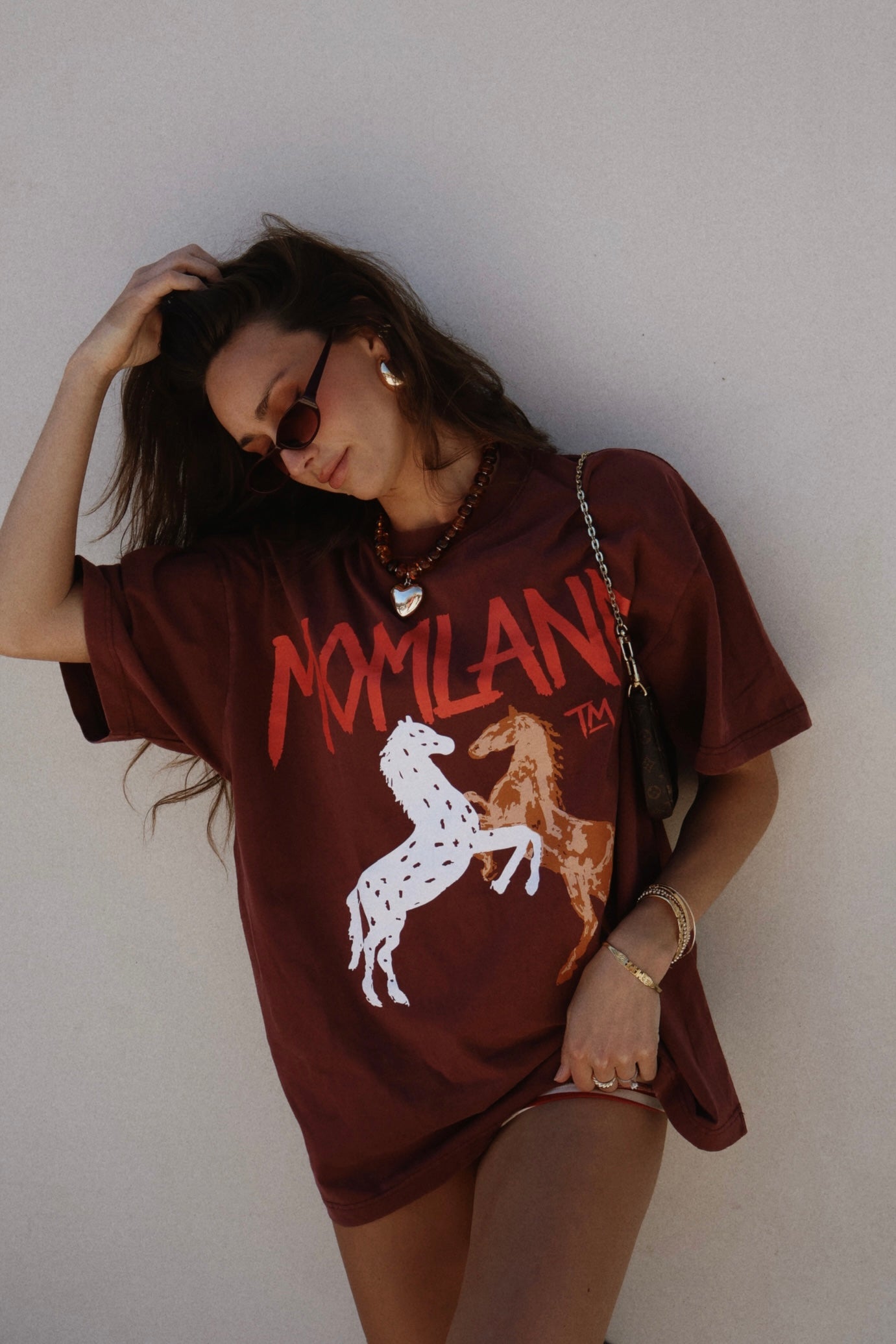 MOMLAND horse tee shirt