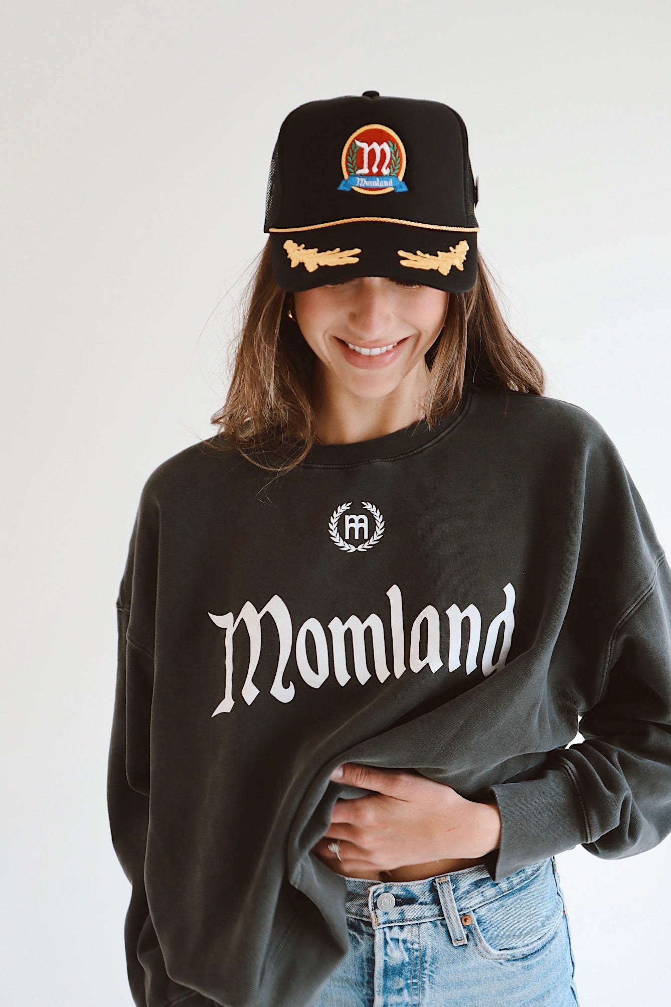 Momland™️ Sweatshirt