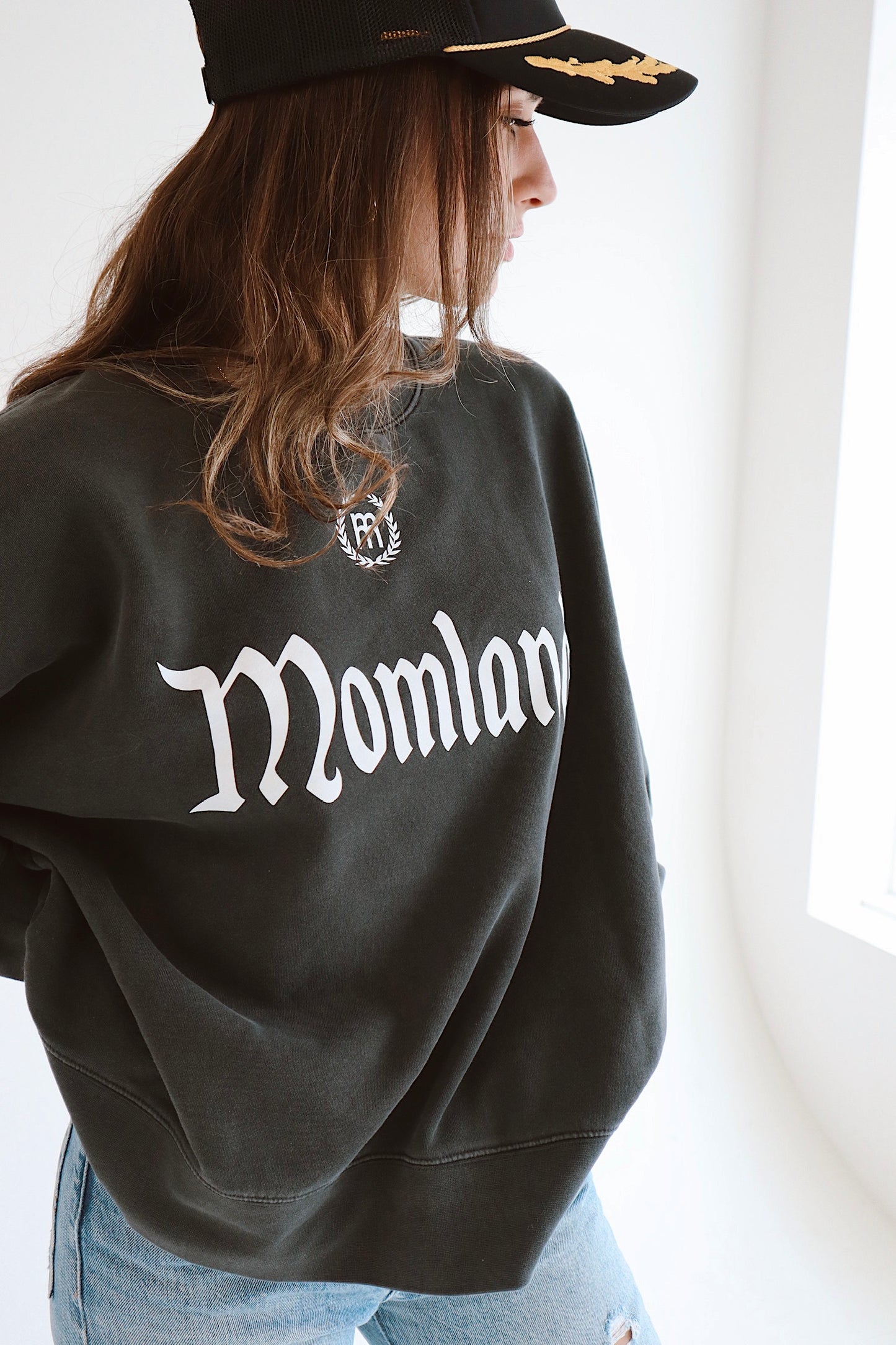 Momland™️ Sweatshirt