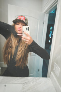 MomLand™️ patch hat in camo